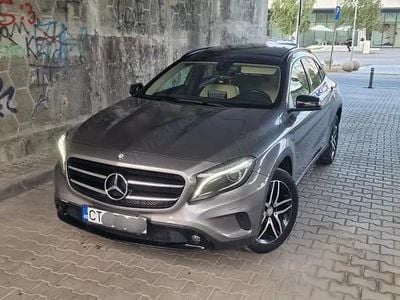 Mercedes GLA220