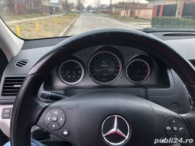 second-hand Mercedes C200 