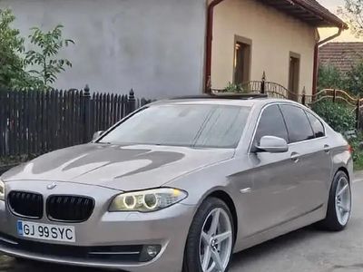 Second-hand BMW 520 184 CP (135 kW) 2012 Berlinǎ