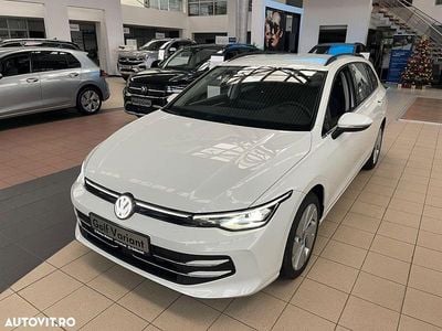 Culoarealb Nouă 2025 VW Golf VIII Style Break | 32.600 EUR