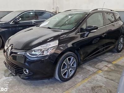 Culoarenegru Utilizat 2015 Renault Clio GrandTour LIMITED Break | 4.750 EUR (Preț bun)