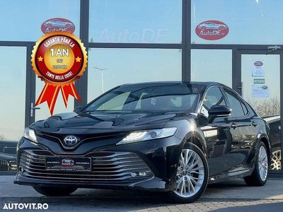 Culoarenegru Utilizat 2019 Toyota Camry Berlinǎ | 16.990 EUR (Preț bun)