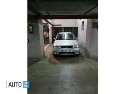 Argintiu Utilizat 2009 Opel Astra Hatchback | 4.500 EUR