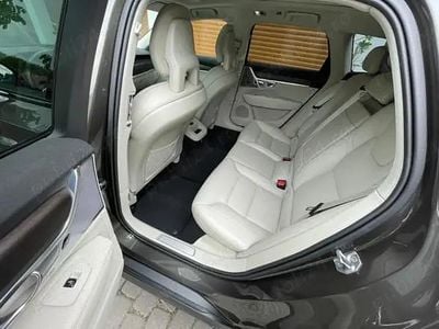 Gri Second-hand 2017 Volvo V90 CC Break | 25.950 EUR