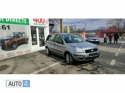 Second-hand Ford Fusion 68 CP (50 kW) 2005 Gri Hatchback