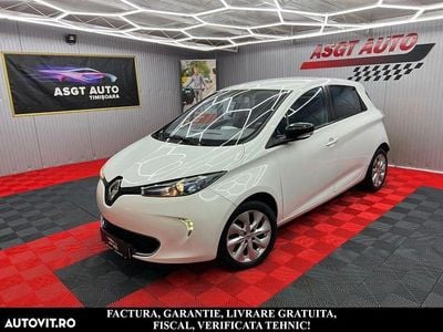 Second-hand Renault Zoe Life 64 kW (88 CP) 2013 Culoarealb Hatchback