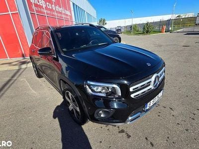 Culoarenegru Utilizat 2022 Mercedes GLB200 SUV | 35.900 EUR (Preț bun)