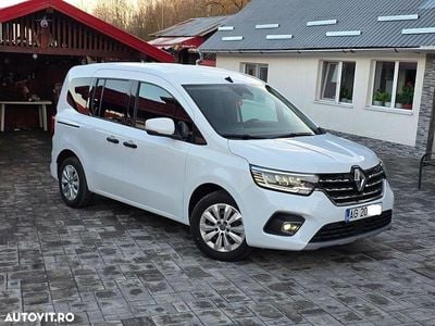 Second-hand Renault Kangoo 95 CP (69 kW) 2022 Culoarealb Monovolum