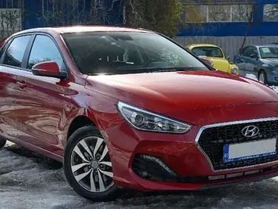Second-hand Hyundai i30 100 CP (73 kW) 2019 Rosu Hatchback