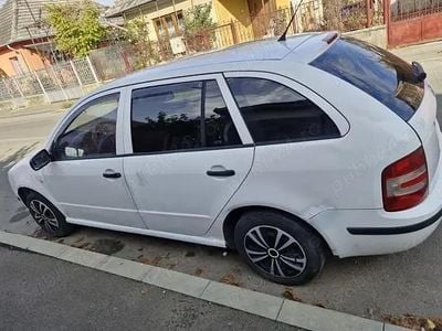 Utilizat 2004 Skoda Fabia Break | 530 EUR