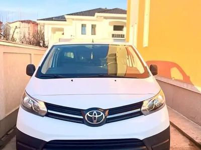 Alb Utilizat 2019 Toyota Proace Monovolum | 10.450 EUR