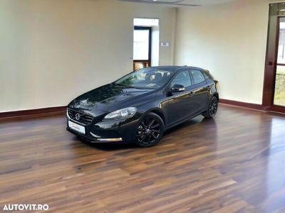 second-hand Volvo V40 D3 Geartronic Kinetic