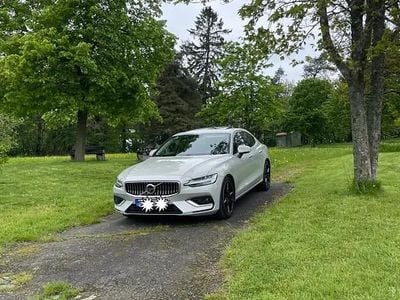 Alb Second-hand 2022 Volvo S60 Berlinǎ | 29.600 EUR