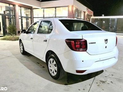 Culoarealb Utilizat 2020 Dacia Logan Essentiel Berlinǎ | 9.500 EUR (Preț OK)