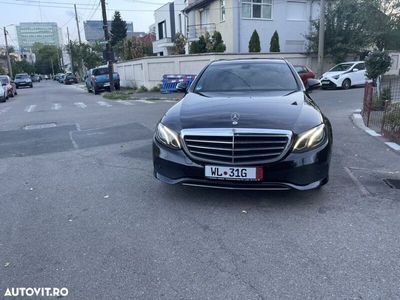 Mercedes E200