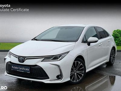 Second-hand Toyota Corolla 140 CP (102 kW) 2023 Culoarealb Berlinǎ