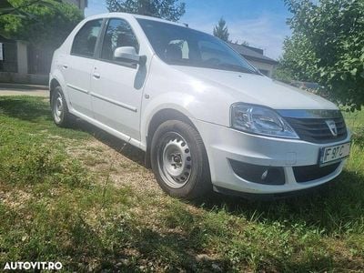 Second-hand Dacia Logan 75 CP (55 kW) 2011 Culoarealb Berlinǎ