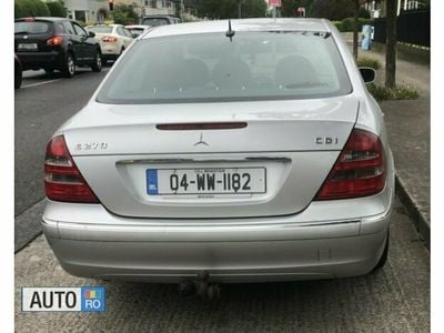 Second-hand Mercedes E270 230 CP (169 kW) 2004 Berlinǎ