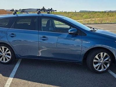 Toyota Auris Hybrid