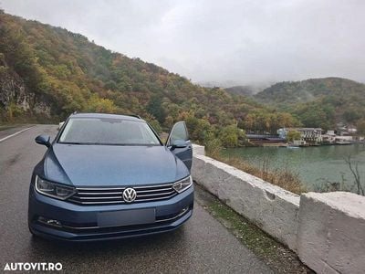 Culoarealbastru Utilizat 2017 VW Passat Hatchback | 12.900 EUR (Preț OK)