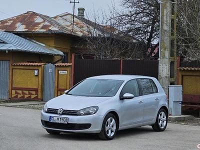 Second-hand VW Golf VI Team 102 CP (75 kW) 2010 Argintiu Hatchback
