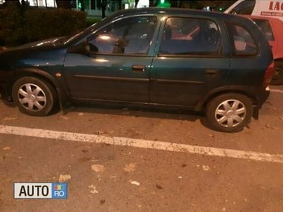 Second-hand Opel Corsa 40 CP (29 kW) 1998 Verde Hatchback