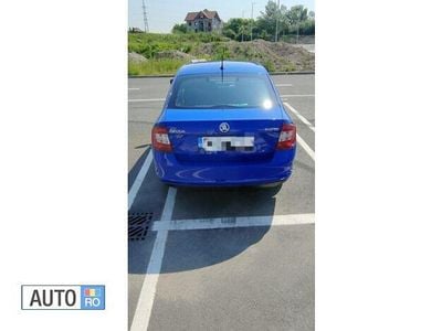 Second-hand Skoda Rapid 105 CP (77 kW) 2018 Albastru Berlinǎ
