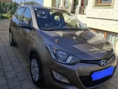 Utilizat 2013 Hyundai i20 Berlinǎ | 3.750 EUR