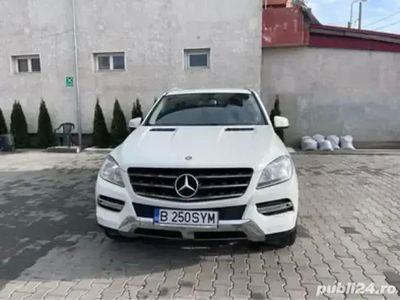 Utilizat 2013 Mercedes ML230 SUV | 15.000 EUR