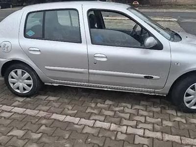 Second-hand Renault Symbol II 55 CP (40 kW) 2008 Berlinǎ