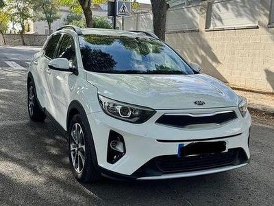 Culoarealb Utilizat 2019 Kia Stonic Urban SUV | 11.500 EUR