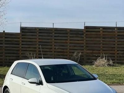 Utilizat 2024 VW Golf VIII Hatchback | 6.300 EUR