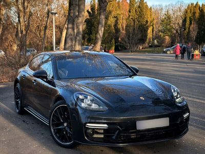 Porsche Panamera 4S