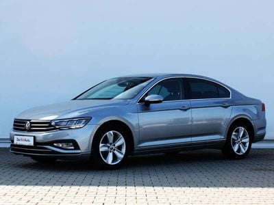 Gri mediu normal Second-hand 2021 VW Passat Highline | 21.500 EUR (Preț OK)