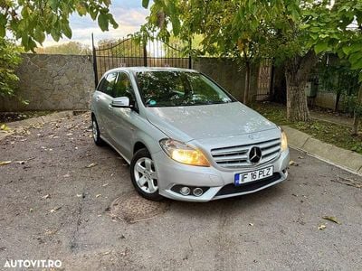 Mercedes B180