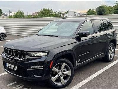 Second-hand Jeep Cherokee 250 CP (183 kW) 2023 Culoarenegru SUV
