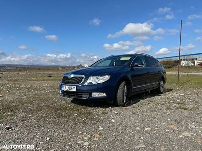 second-hand Skoda Superb Combi 2.0 TDI Elegance DSG