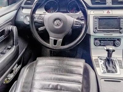 Utilizat 2010 VW Passat Berlinǎ | 7.500 EUR
