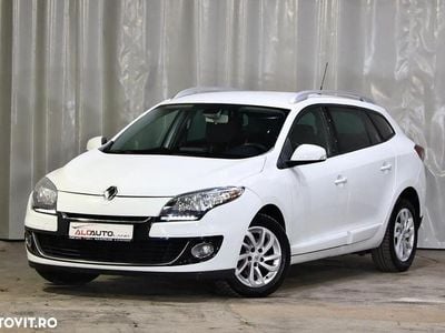 Second-hand Renault Mégane GrandTour Initiale Paris 110 CP (80 kW) 2013 Culoarealb Break