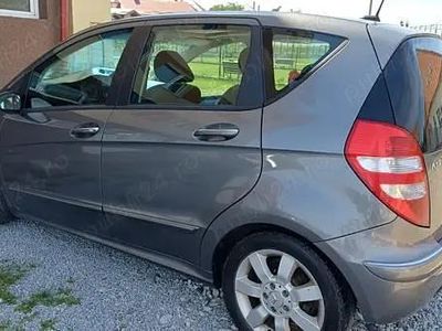 Second-hand Mercedes A180 Avantgarde 109 CP (80 kW) 2007 Berlinǎ