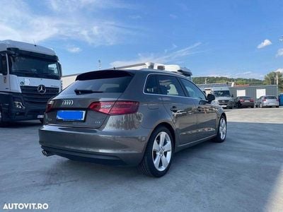 Second-hand Audi A3 Ambiente 150 CP (110 kW) 2014 Culoaregri Break