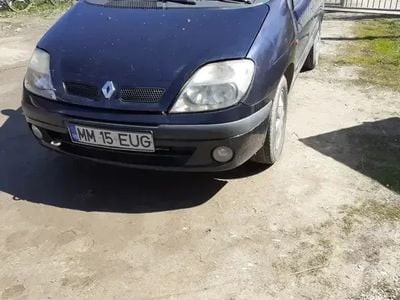Utilizat 2000 Renault Scénic Monovolum | 400 EUR
