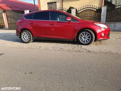 second-hand Ford Focus 2.0 TDCi Powershift Titanium