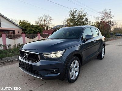 Culoarealbastru Utilizat 2021 Volvo XC40 Momentum SUV | 16.999 EUR (Puțin scump)