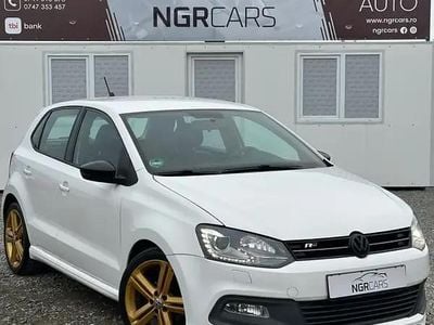 Alb Utilizat 2013 VW Polo R-line Hatchback | 7.450 EUR (Super Preț)