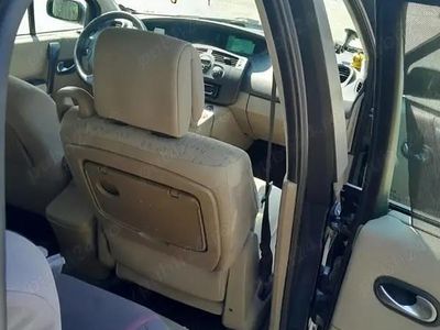 Utilizat 2006 Renault Scénic II Monovolum | 1.200 EUR