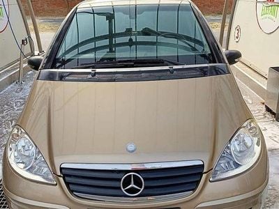 Culoaregalbeuriu Utilizat 2005 Mercedes A150 Hatchback | 3.200 EUR
