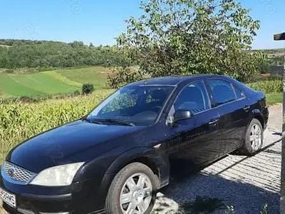 Second-hand Ford Mondeo ST 95 CP (69 kW) 2005 Berlinǎ