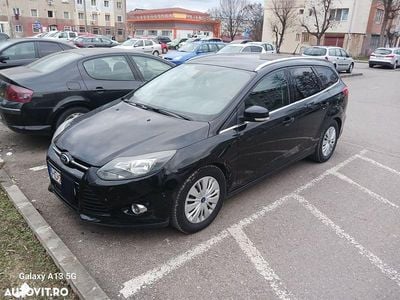 Second-hand Ford Focus Titanium 115 CP (84 kW) 2013 Culoarenegru Break