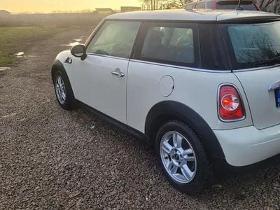 Alb Utilizat 2013 Mini ONE Hatchback | 9.000 EUR
